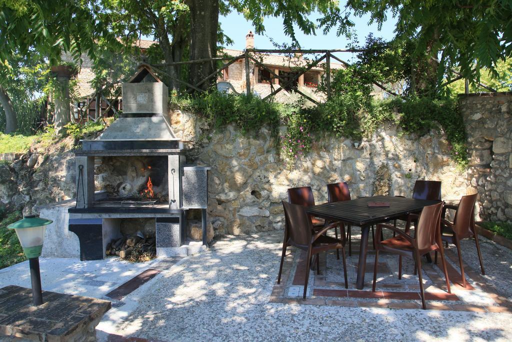 Agriturismo Podere Luchiano Amelia Extérieur photo